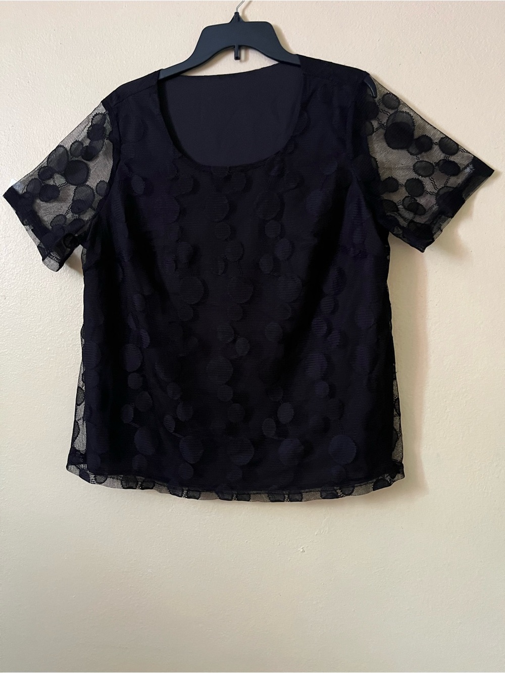 SHEIN Curve Short Sleeve Sheer
Lace Polka Dot Top Black Size 0XL